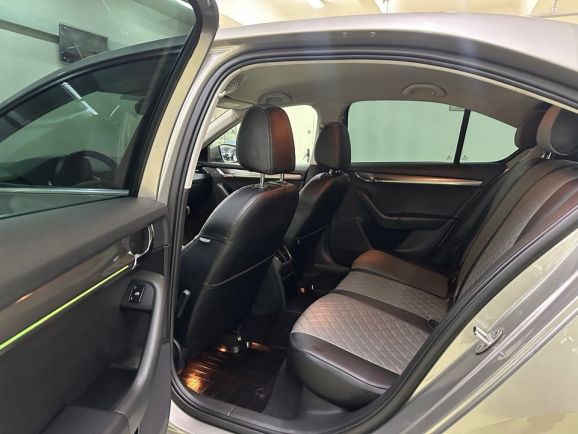 Skoda Octavia, 1.6 л, АТ, 2017 фото 2