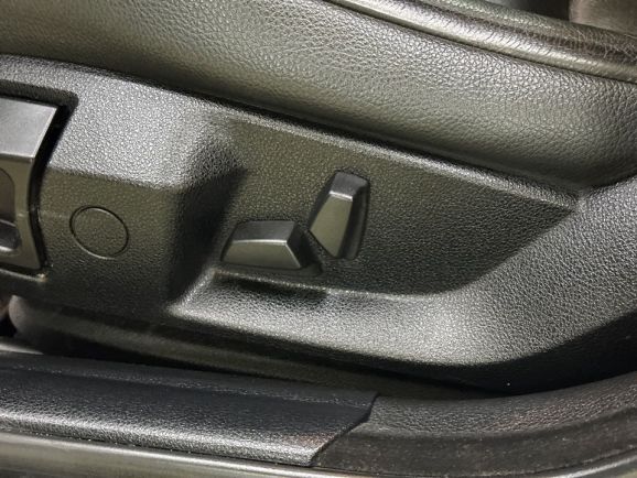 BMW 5 серии, 3.0 л, АТ, 2011 фото 11