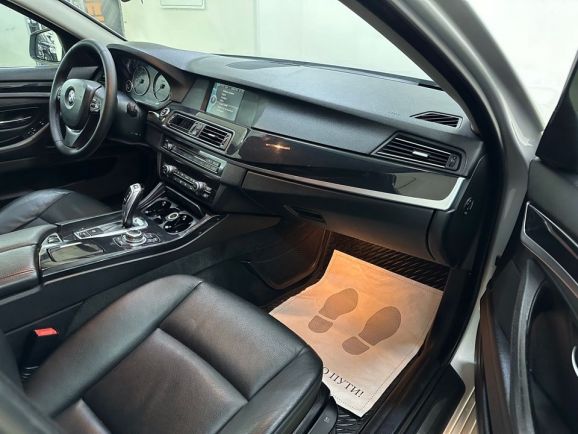 BMW 5 серии, 3.0 л, АТ, 2011 фото 18