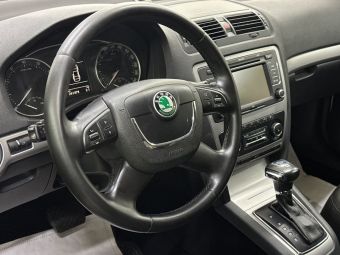 Skoda Octavia, 1.8 л, АКПП, 2012 фото 11