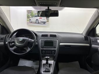 Skoda Octavia, 1.8 л, АКПП, 2012 фото 12