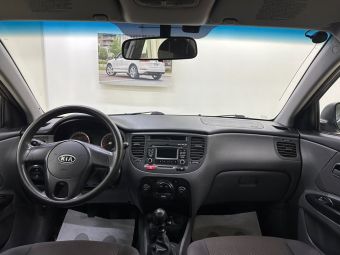 Kia Rio, 1.4 л, МКПП, 2010 фото 13