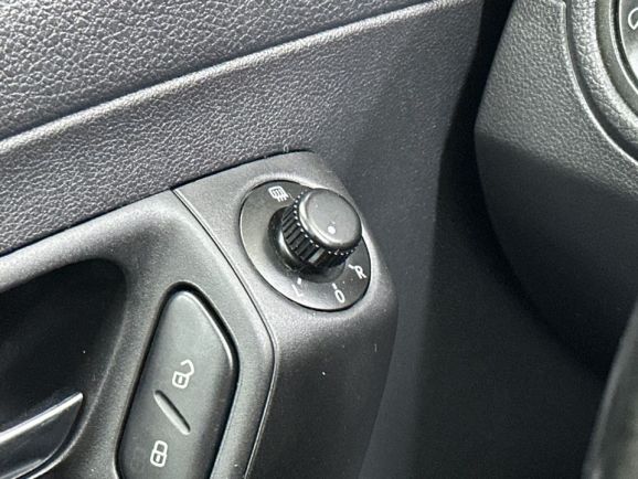 Volkswagen Polo, 1.6 л, АТ, 2012 фото 14