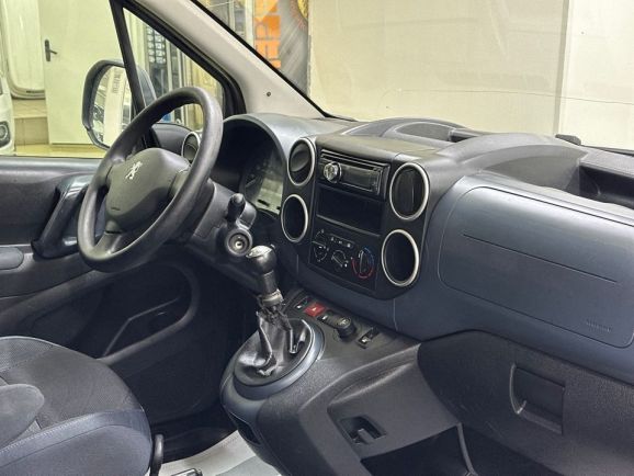 Peugeot Partner, 1.6 л, МТ, 2009 фото 14