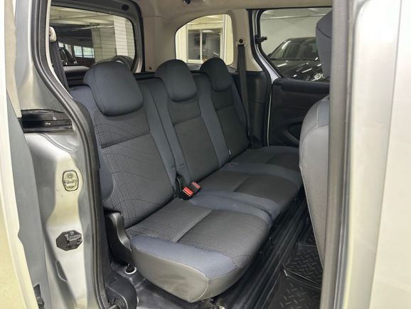 Peugeot Partner, 1.6 л, МТ, 2009 фото 1