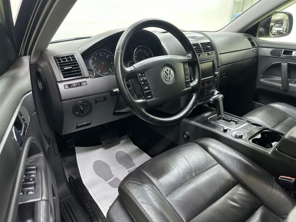 Volkswagen Touareg, 3.0 л, АТ, 2007 фото 11