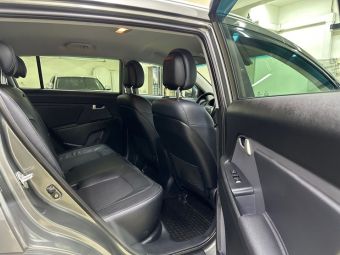 Kia Sportage, 2.0 л, АКПП, 2011 фото 2