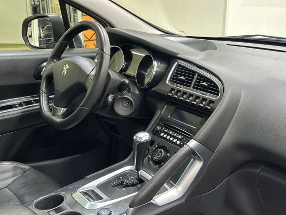 Peugeot 3008, 1.6 л, АТ, 2012 фото 2