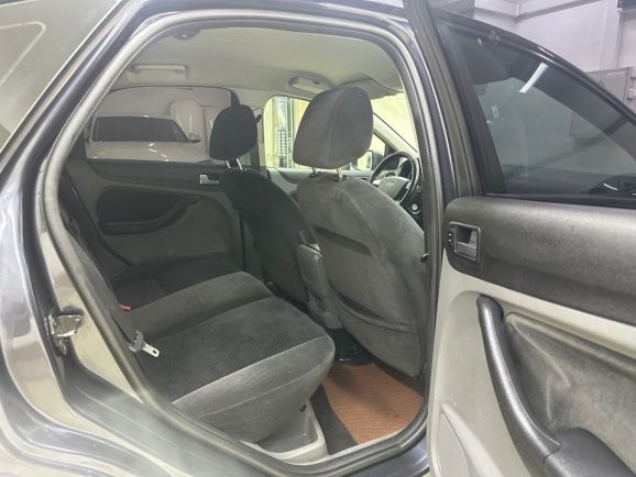 Ford Focus, 1.8 л, МТ, 2008 фото 2