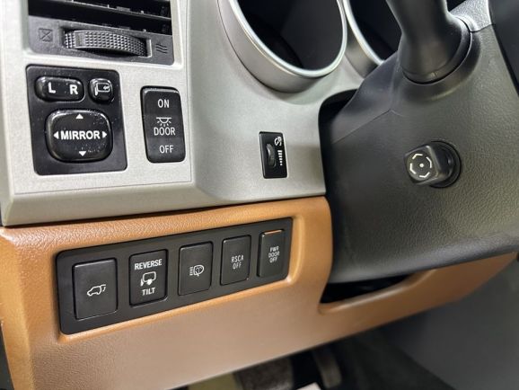 Toyota Sequoia, 5.7 л, АТ, 2008 фото 15