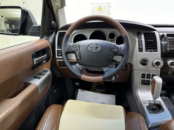 Toyota Sequoia, 5.7 л, АТ, 2008 фото 16