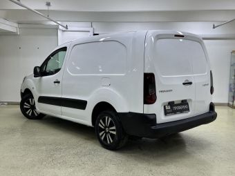 Peugeot Partner, 1.6 л, МКПП, 2012 фото 6