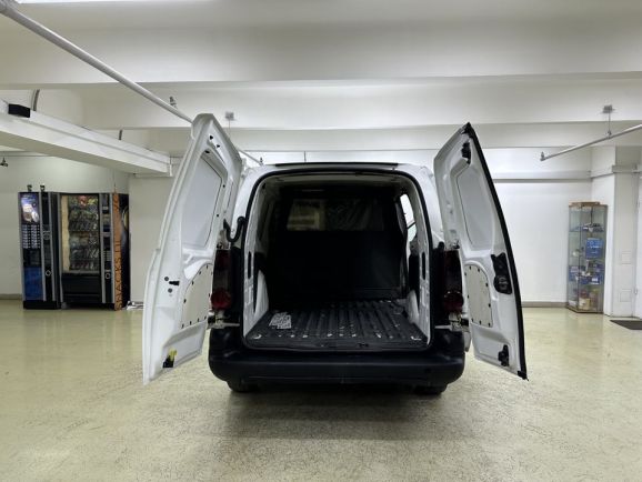 Peugeot Partner, 1.6 л, МТ, 2012 фото 9