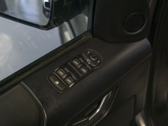 Land Rover Freelander, 2.2 л, АТ, 2010 фото 10