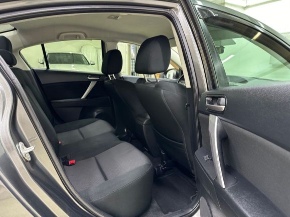 Mazda 3, 1.6 л, АТ, 2012 фото 2