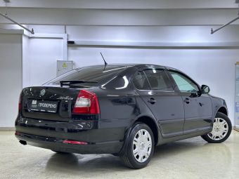 Skoda Octavia, 1.8 л, АКПП, 2012 фото 6