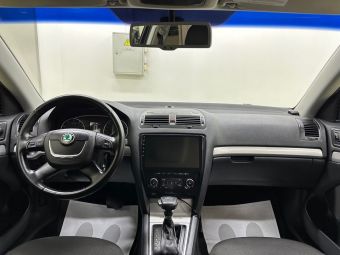 Skoda Octavia, 1.8 л, АКПП, 2012 фото 14