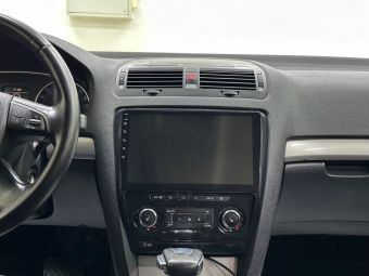 Skoda Octavia, 1.8 л, АКПП, 2012 фото 15