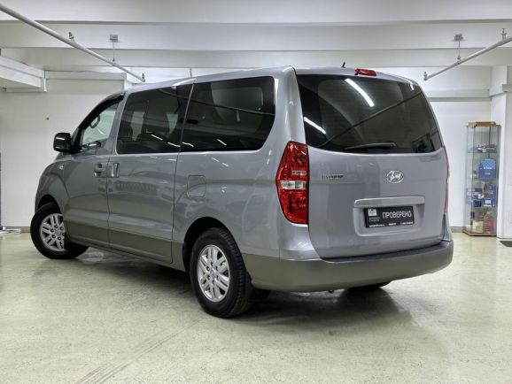 Hyundai H-1, 2.5 л, АТ, 2016 фото 6