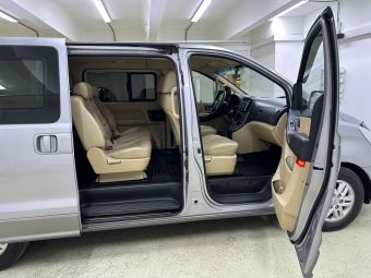 Hyundai H-1, 2.5 л, АКПП, 2016 фото 11