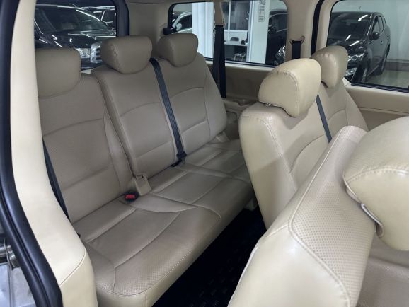 Hyundai H-1, 2.5 л, АТ, 2016 фото 2