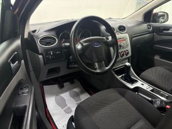 Ford Focus, 1.8 л, МКПП, 2008 фото 10
