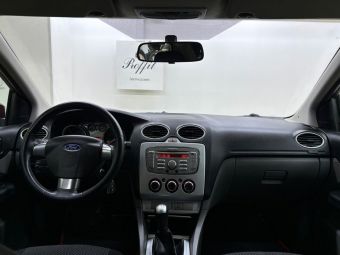 Ford Focus, 1.8 л, МКПП, 2008 фото 12