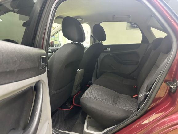 Ford Focus, 1.8 л, МТ, 2008 фото 1