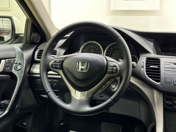 Honda Accord, 2.4 л, АТ, 2012 фото 18