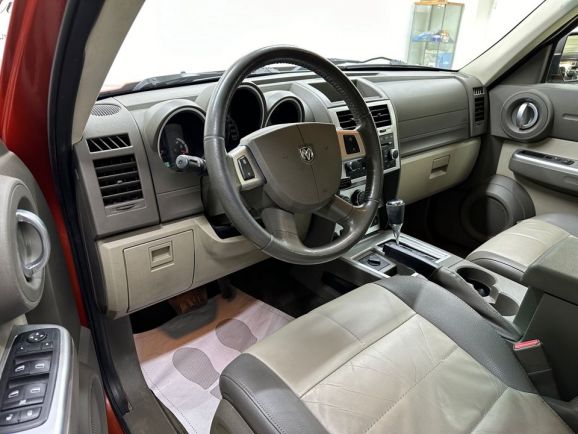 Dodge Nitro, 3.7 л, АТ, 2007 фото 11