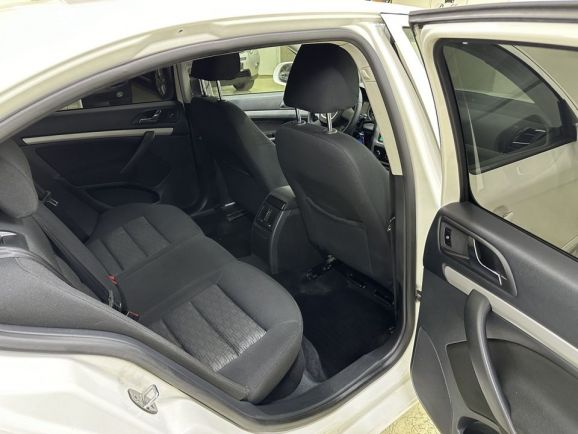 Skoda Octavia, 1.6 л, МТ, 2013 фото 1