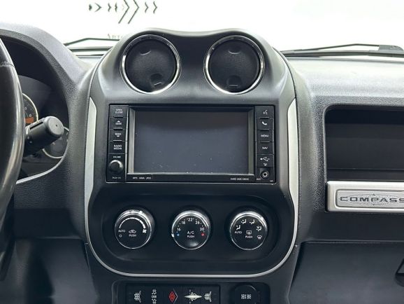 Jeep Compass Limited, 2.4 л, АТ, 2013 фото 17