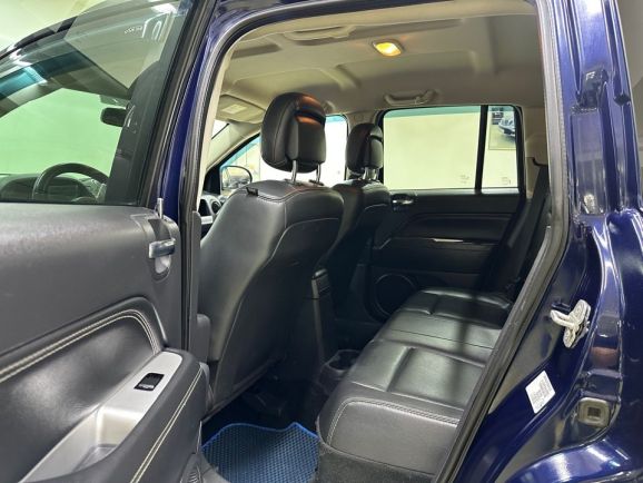 Jeep Compass Limited, 2.4 л, АТ, 2013 фото 1