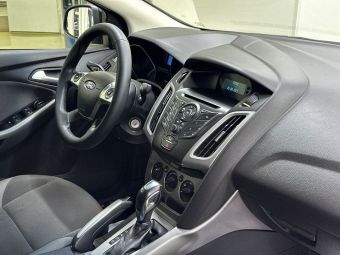 Ford Focus, 2.0 л, РКПП, 2013 фото 17