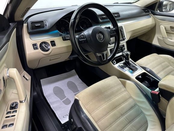 Volkswagen Passat CC, 1.8 л, Робот, 2009 фото 10