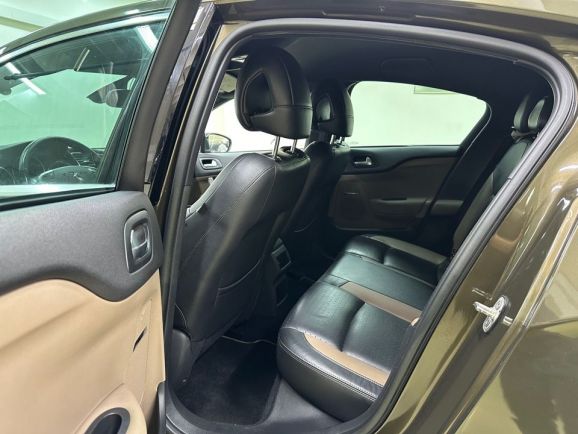 Citroen DS4, 1.6 л, АТ, 2014 фото 1