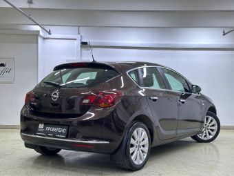 Opel Astra Cosmo, 1.6 л, АКПП, 2013 фото 8