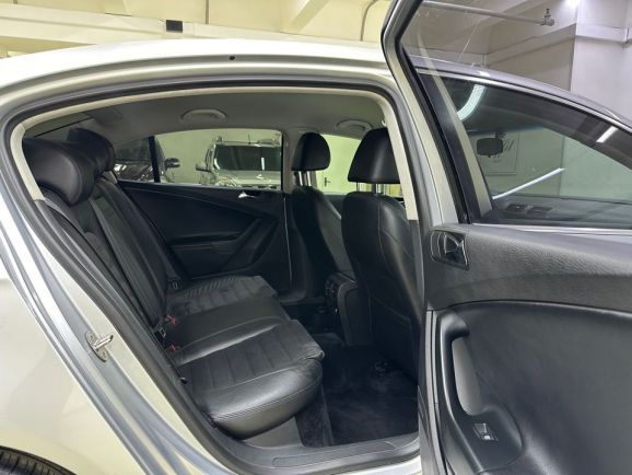 Volkswagen Passat, 1.8 л, АТ, 2008 фото 2