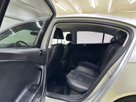 Volkswagen Passat, 1.8 л, АТ, 2008 фото 1