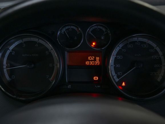 Peugeot 308, 1.6 л, МТ, 2011 фото 16