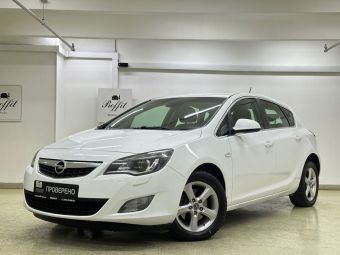 Opel Astra Cosmo, 1.6 л, АКПП, 2011 фото 3