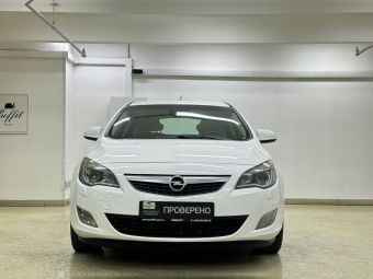 Opel Astra Cosmo, 1.6 л, АКПП, 2011 фото 4