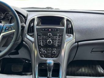 Opel Astra Cosmo, 1.6 л, АКПП, 2011 фото 14