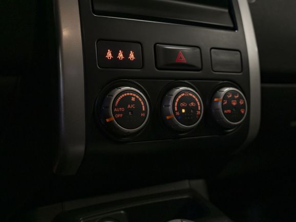 Nissan X-Trail, 2.0 л, АТ, 2012 фото 14