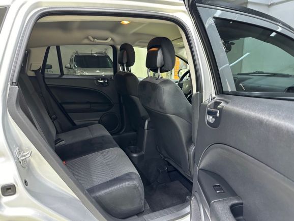 Dodge Caliber, 2.0 л, Вариатор, 2010 фото 2