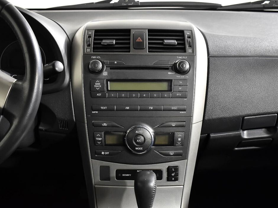 Toyota Corolla, 1.6 л, АТ, 2010 фото 9