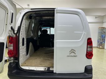 Citroen Berlingo, 1.6 л, МКПП, 2012 фото 9