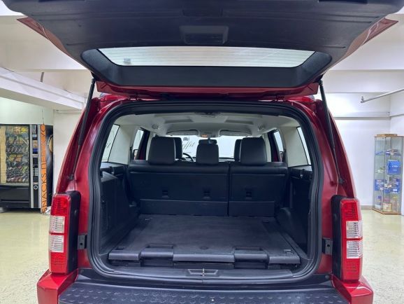 Dodge Nitro, 2.8 л, АТ, 2008 фото 9