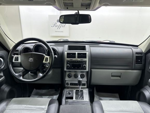 Dodge Nitro, 2.8 л, АТ, 2008 фото 14