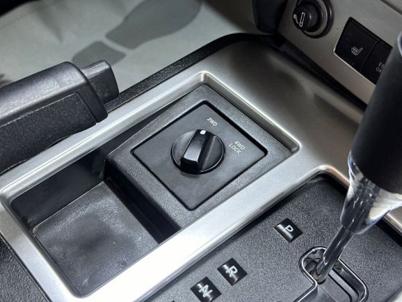 Dodge Nitro, 2.8 л, АТ, 2008 фото 16